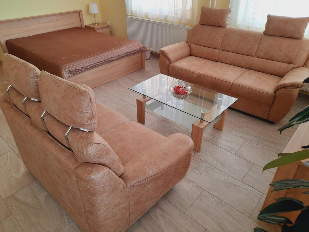 Apartmanház King Hévíz Exterior foto