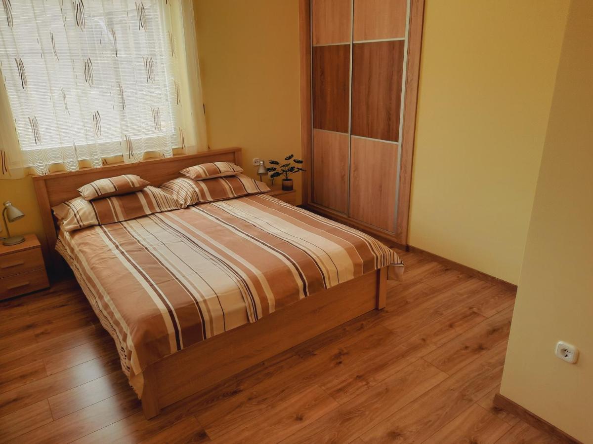 Apartmanház King Hévíz Exterior foto
