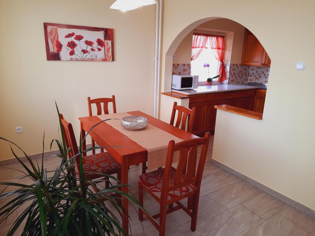 Apartmanház King Hévíz Exterior foto