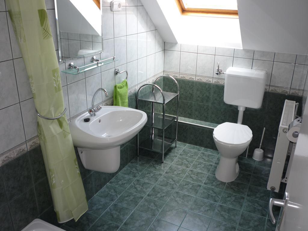 Apartmanház King Hévíz Exterior foto